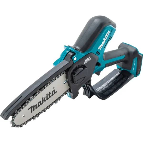 Motosierra inalámbrica Makita de 18 V y 15 cm con 1 batería de iones de litio de 5,0 Ah y cargador